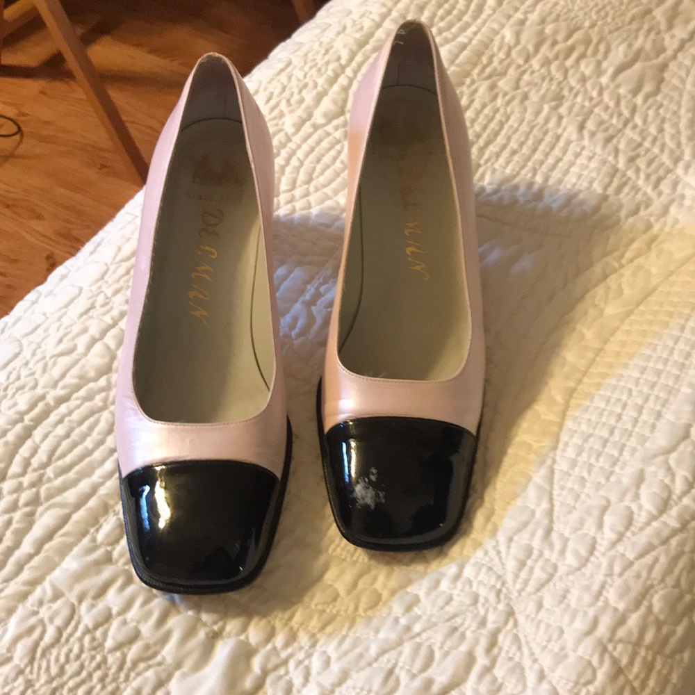 Delman black/pink heels.